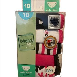 *SOLD*Extremely Me-Girls’ Bikini Underwear 5 Pack. Size 10